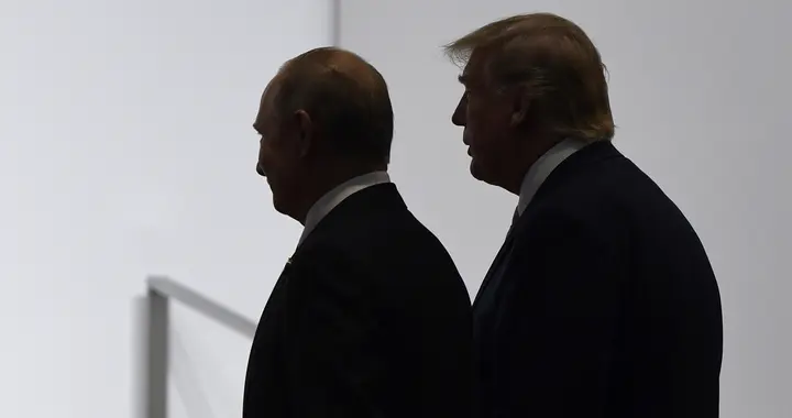 以色列连俄大楼都炸了，特朗普撂挑子不干，主动打电话给普京解释