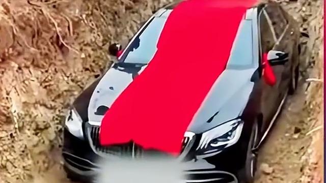 乾坤玺：事出辽宁！    一辆价值上百万