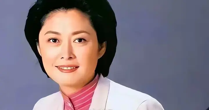 敬一丹离世仅12小时，私生活被扒底朝天，原来她和肖晓琳处境一样