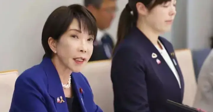 高市早苗台海乱说话闯祸，遭中方三重打击，历史警告别玩火！