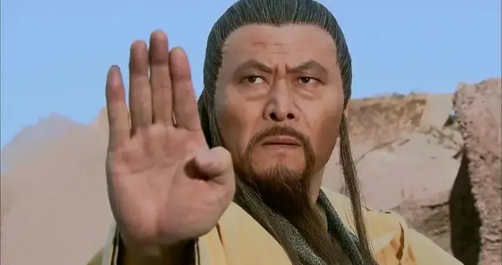 裘千丈，裘千仞和裘千尺，到底什么来头？你看他们的师父都是谁?
