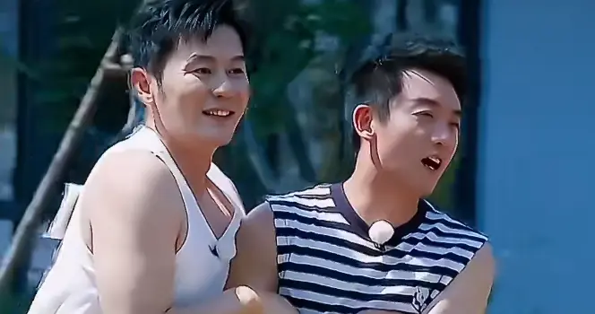 李晨郑恺集体停更《奔跑吧》宣传