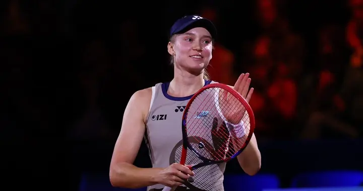 莱巴金娜2-0复仇穆霍娃夺斯图加特站女单冠军，冠军排名重返top1