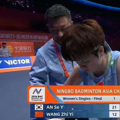 第一排苹果：目前第二局王祉怡🇨🇳11