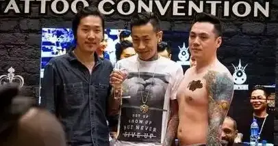 纹身艺术节引热议，大胆展示该不该被支持？