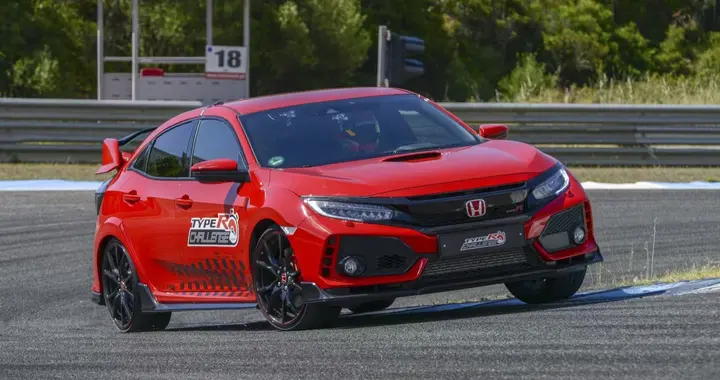 从加价十万到优惠滞销！本田思域Type R太魔幻