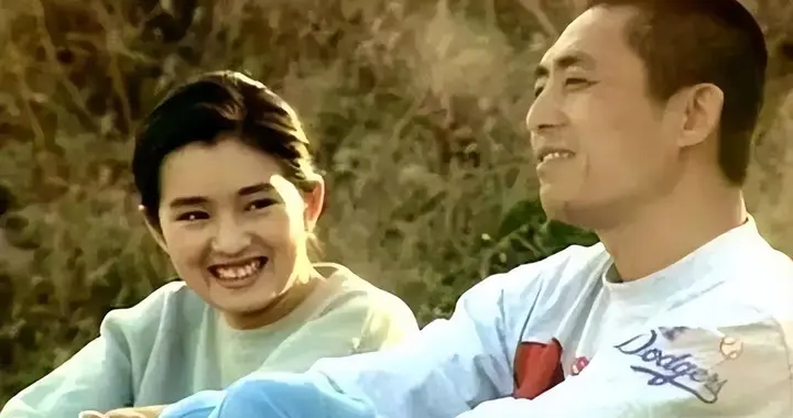 国安“点名”75岁张艺谋，释放三个强烈信号，巩俐的话真没说错