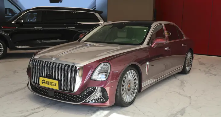 1000万元买啥车？劳斯莱斯幻影，还是红旗金葵花国礼？