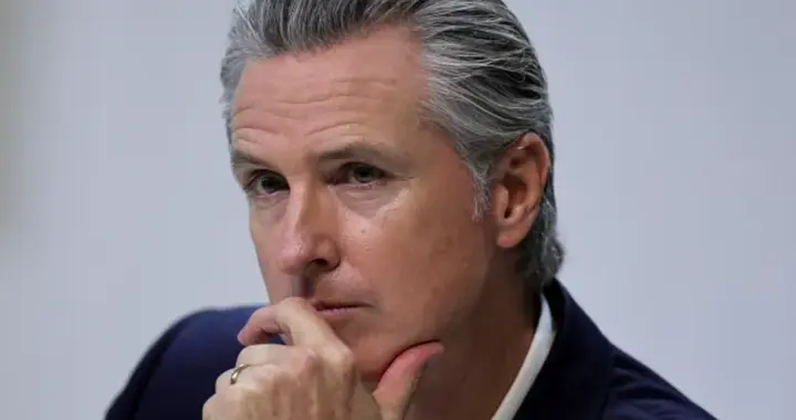 “特朗普是入侵物种！”特朗普政府缺席气候大会，加州州长怒批