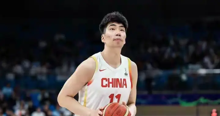 周琦，被余嘉豪堵死了重返中国男篮的路？