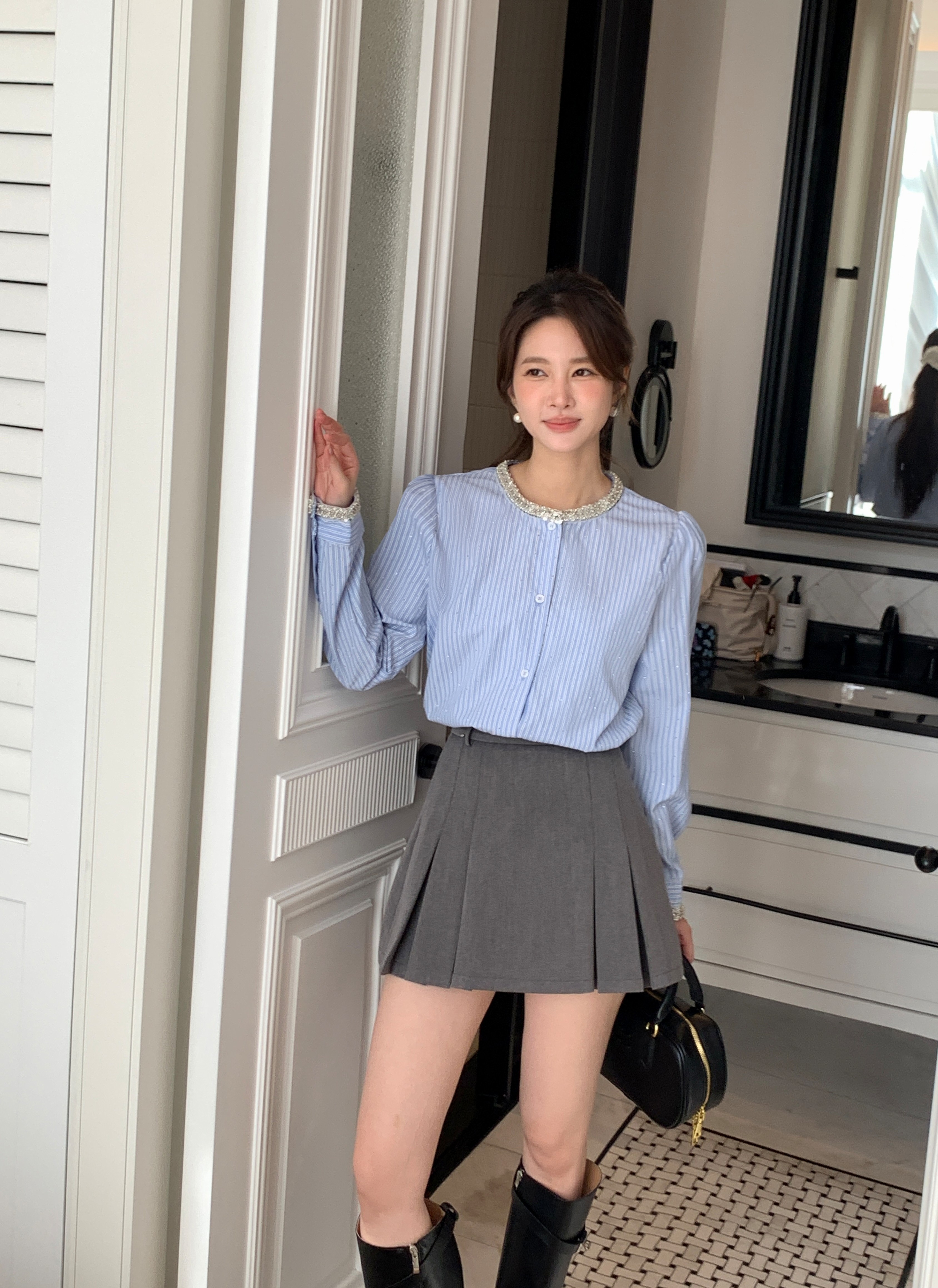 【DPLAY】通勤衬衫气质圆领钉珠上衣