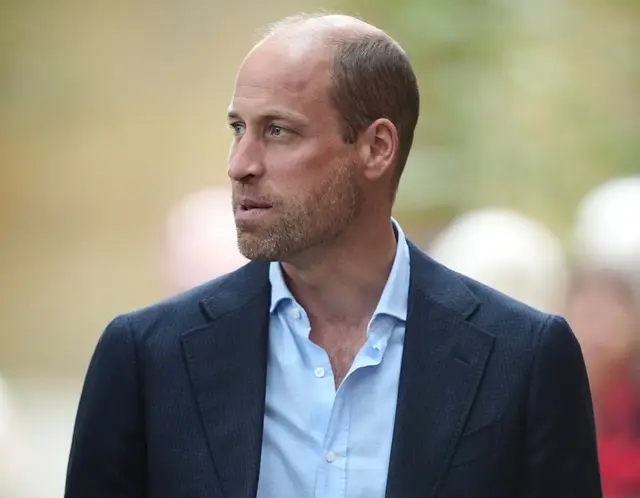 快看！威廉的“断亲法案”呼之欲出，让哈里梅根彻底“玩儿完”