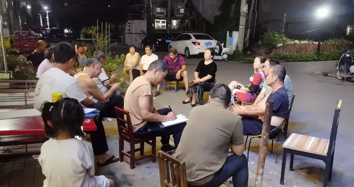 别再骂村干部了，干过才知道：村里这点事，真不是好管的