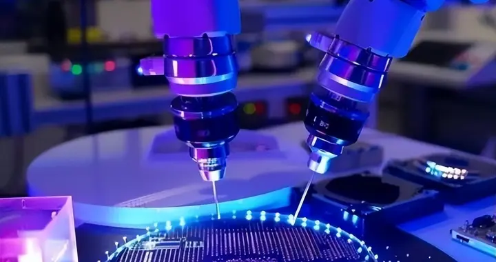 光刻胶国产化率仅10%？行业揭秘：卡脖子的不是所有胶，而是这8种