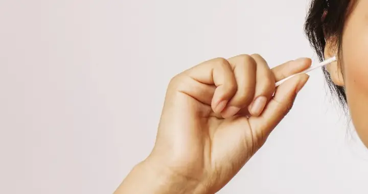 耳朵里的“黄金”别乱挖！这4个后果可能让你悔到捂耳！