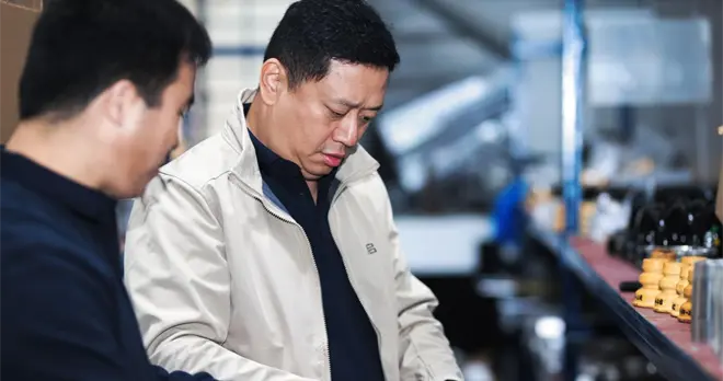 启境汽车首款车型完成底盘评审