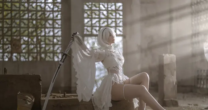 蕾丝与利刃共舞，她转身那一刻，全网沦陷！