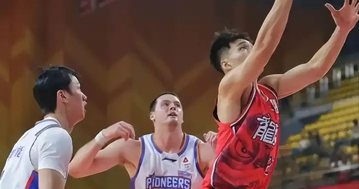 三节打崩对手！广州横扫吉林，这一战暴露哪些关键问题