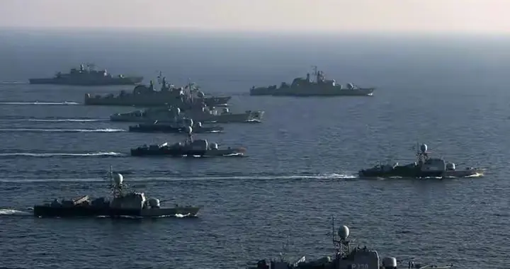 霍尔木兹海峡对峙升级：中资油轮依规通行，美方封锁战略遇阻