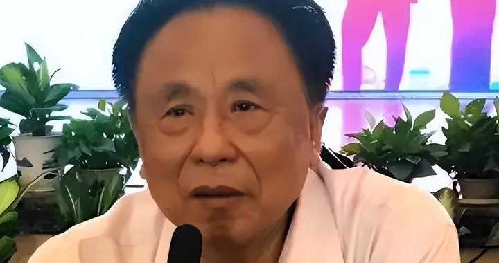 包养10位情妇，睡觉靠翻牌，生下11个私生子，75岁仍在拼命生娃！