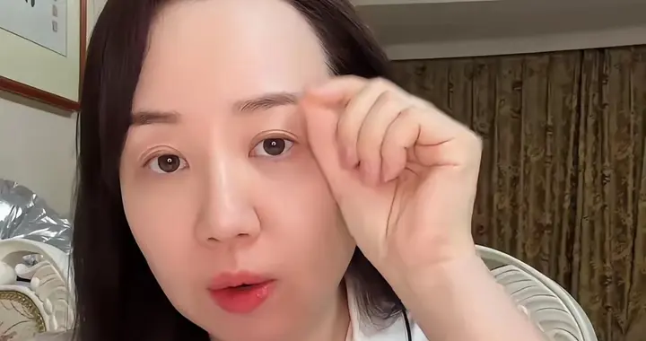 关凌为子挤痘缝4针！真心劝各位家长，别再瞎动手了