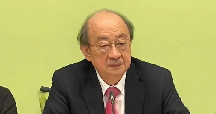 柯建铭称大罢免都有报告，吴峥回“有些许落差”。柯要“撑”到底