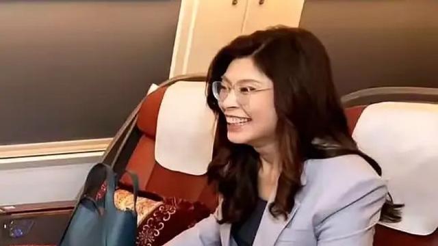 执着的牛牛：一个1米78的女强人， 穿个