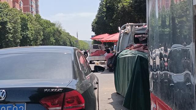 慕容九剑：停火谈判中，如果再打下去，M国