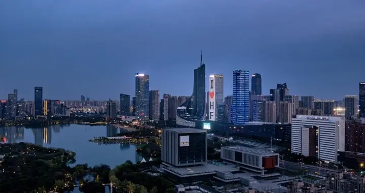 安徽四座城市上榜2026城市百强榜，合肥准一线，芜湖滁州阜阳三线