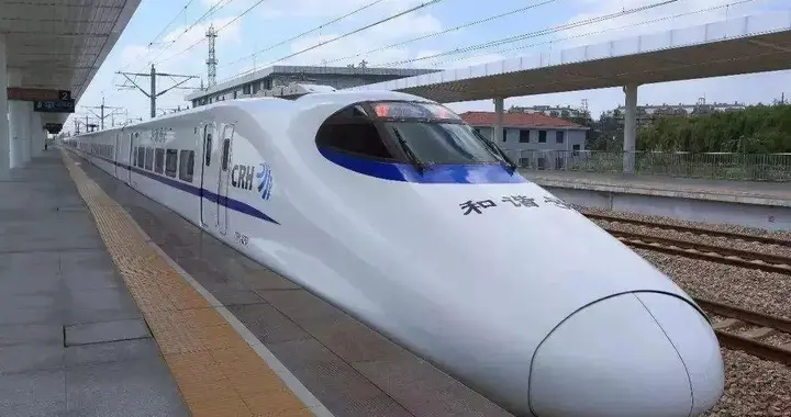 网友建议：规划修建怀化经常德至武汉快速铁路！