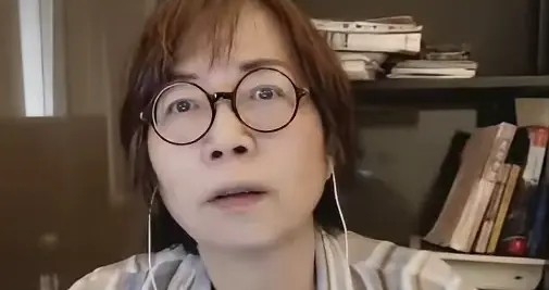 反独促统黄智贤没有责任和义务，更不能道德绑架？