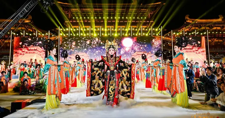 洛阳牡丹花会期间，各大景区最热门的节目与游玩攻略