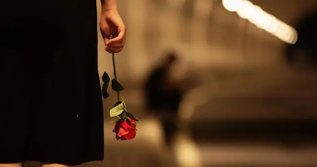 分手后总与前任暧昧不断的几大星座