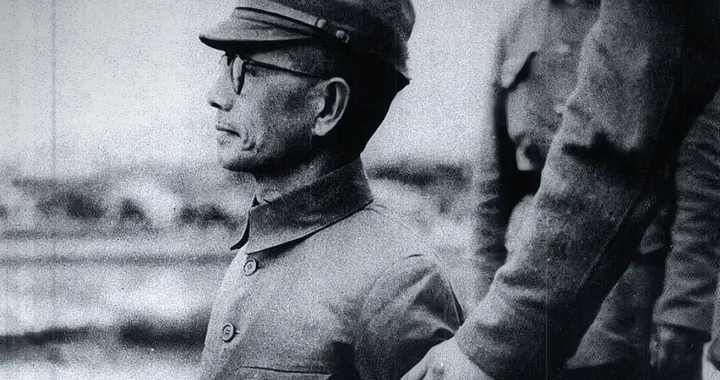 1947年日军中将伏法，连中三枪未死，监刑官一句话大快人心