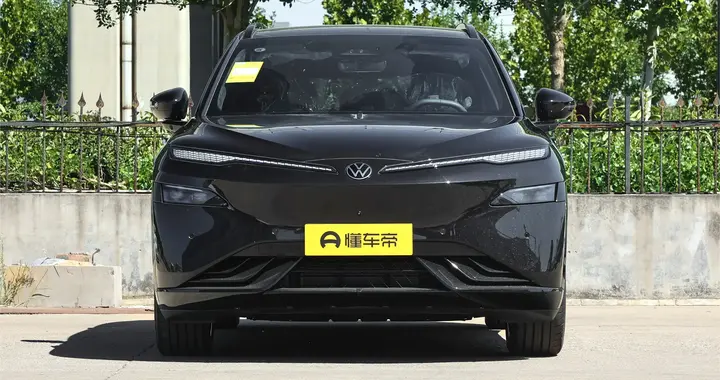 大众又添“猛将”！21.99万起，与众08：双腔空悬+布雷博，真香！