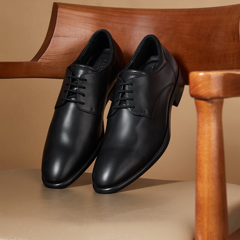 契合商务休闲风的正装男鞋，正式场合的首选