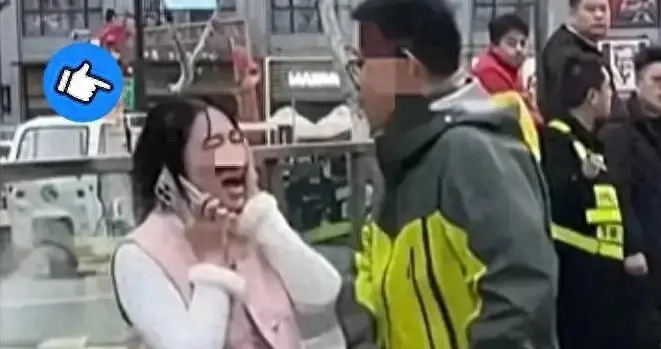 扬州女司机被打后续，交警已介入，男子赔3W，网友：一巴掌太贵了