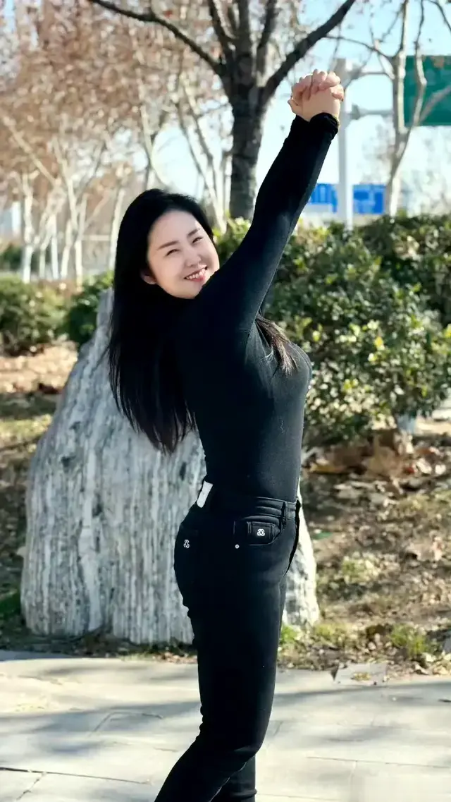 素人美拍 肉肉的美女就是美