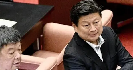 军购案党团大会吵翻天 蓝委怒喊再吵就退党 大会40分钟无果而终