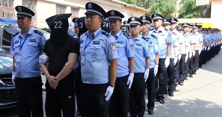 央妈动真格！正式启动专项高压扫黑，目标对准“不动刀子”恶势力