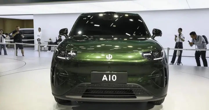 10万内精品SUV迎来实力派，零跑A10将如何挑战比比亚迪元UP？