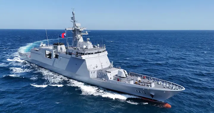 美菲万人军演研究对华战法，055跑去菲律宾家门口，贴脸开了个大