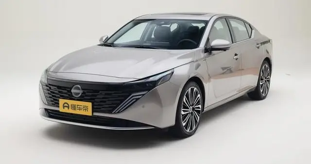 老司机试驾天籁·鸿蒙座舱，2.0T+鸿蒙系统，燃油老炮，实力强！