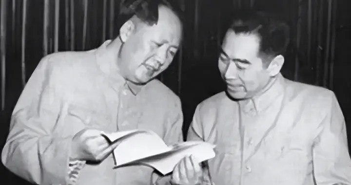 周恩来三位母亲成就他的一生，弥留之际的最后一句话，引医生落泪