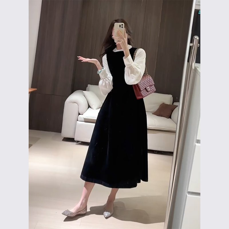 冬季千金穿搭赫本风黑色金丝绒背心连衣裙子套装2024新款女秋冬款