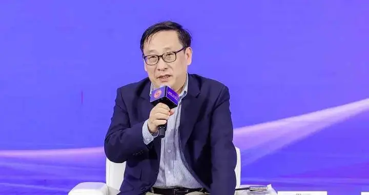 达里欧+高志凯：美国AI泡沫或将破灭，当前AI本身就很矛盾