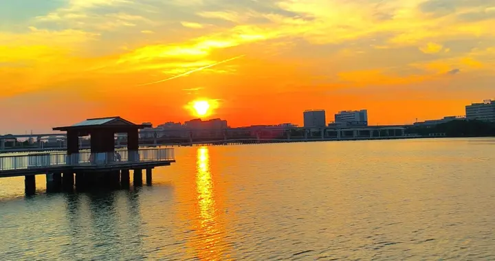 乳腺癌术后手指关节疼痛，活动一下会缓解，怎么回事？