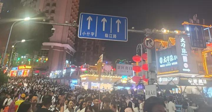 从广西到重庆：一场打破“慢节奏”的奇妙之旅