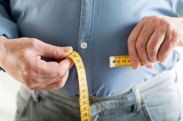 如何判断自己是否肥胖 如何减掉“突出”的腰围