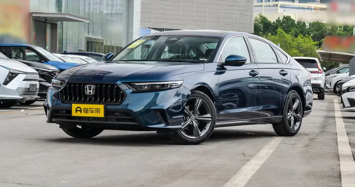 降至13万级！车长近5米，1.5T爆192马力，这款合资B级车适合家用